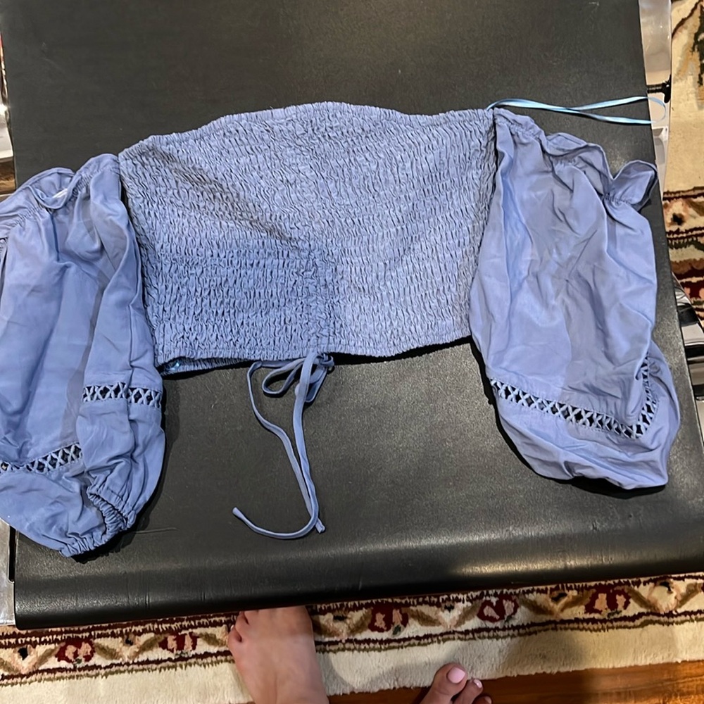 Blue blush Long sleeve ten top size s